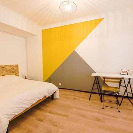 Charmant Logement Plein Pied Au Coeur Du Village Castelculier Kültér fotó