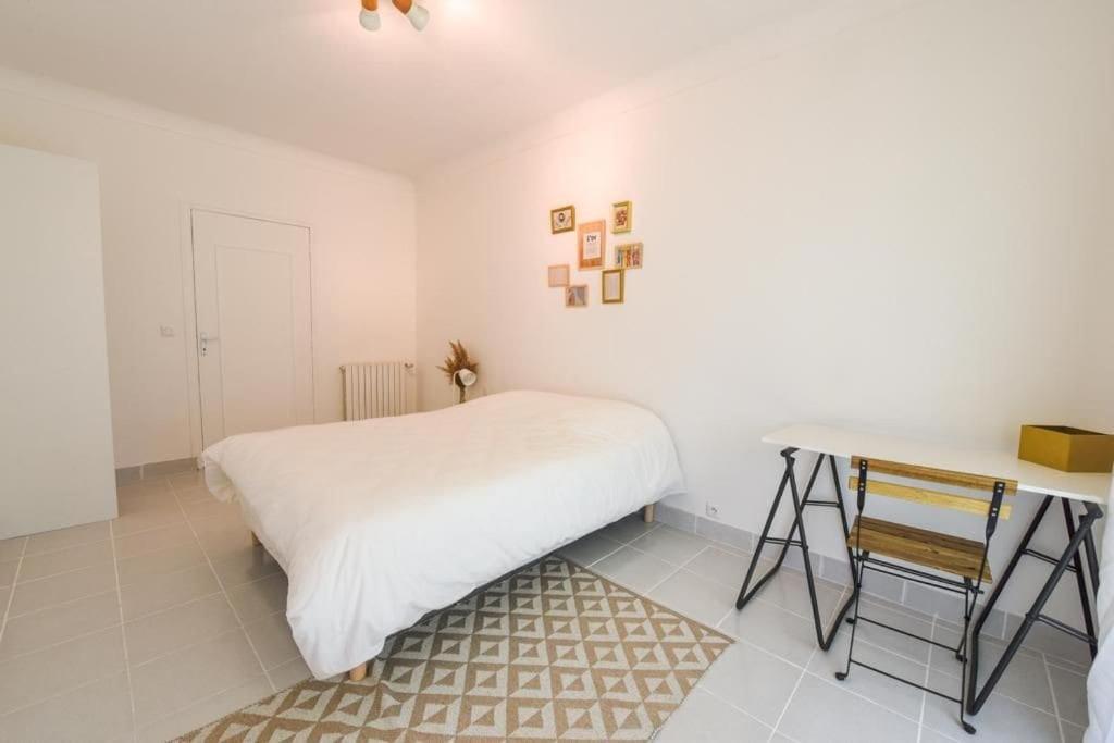 Charmant Logement Plein Pied Au Coeur Du Village Castelculier Kültér fotó
